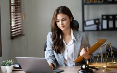 What is the role of a tax lawyer in Luxembourg’s legal system?