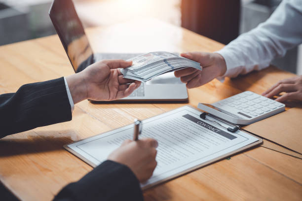 How does Luxembourg’s legal framework support international banking and tax planning?